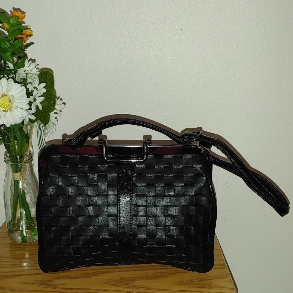 Vintage Black Woven Leather Shoulder Bag with Wooden Handle